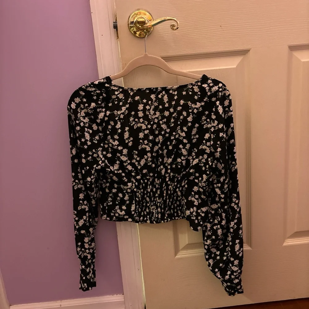 Blouse - Picture 2 of 2